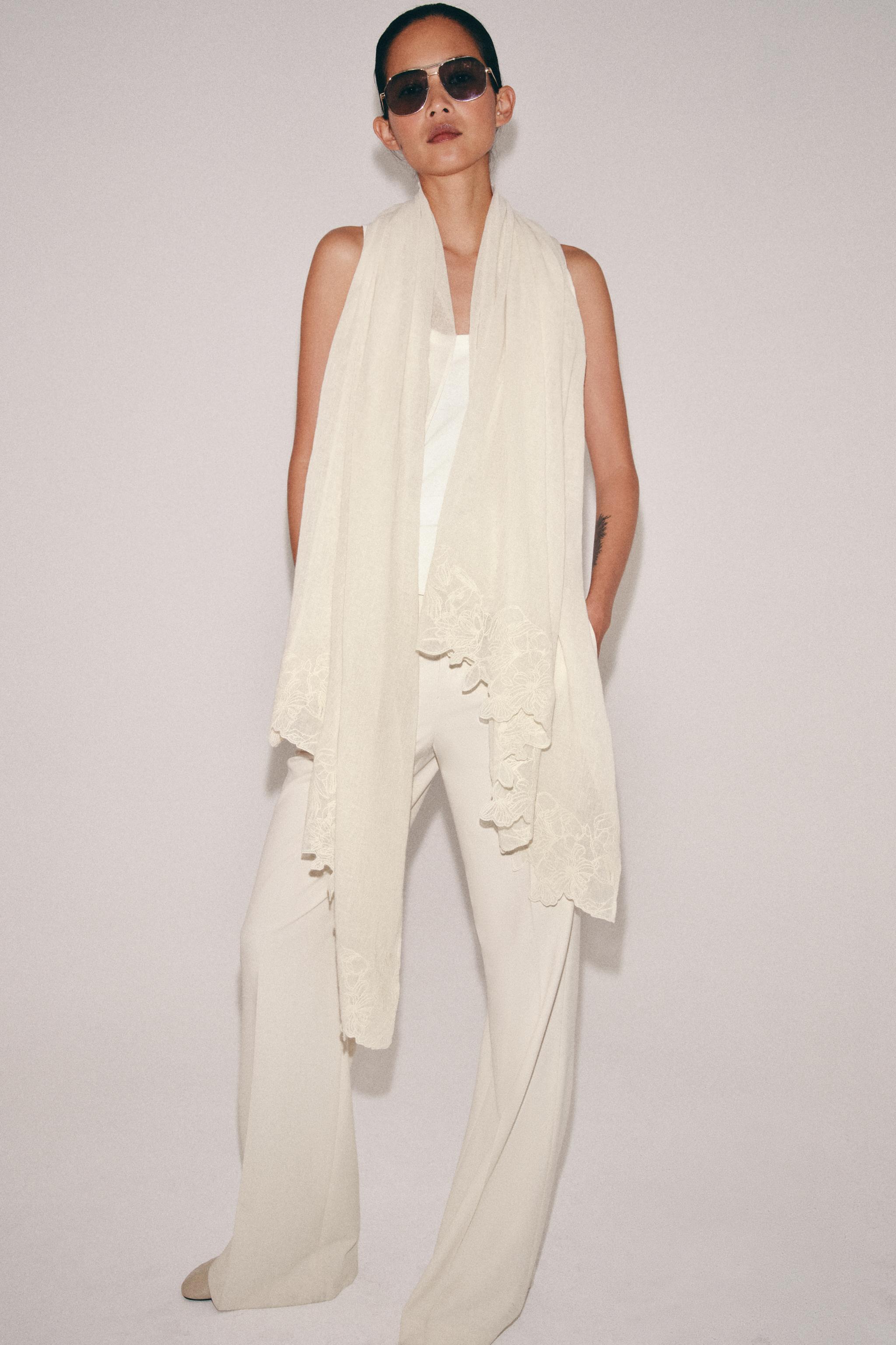 COTTON LINEN LACE SCARF
